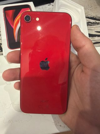 iPhone SE 2da Gen Rojo