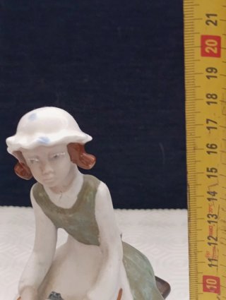 Figura porcelana Ingles 18cm