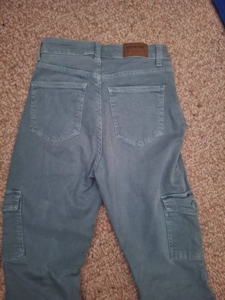 Pantalones acampanados cargo Brownie