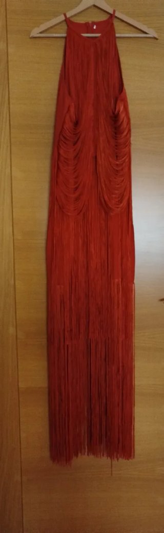 Vestido naranja con flecos