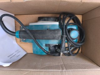 Cepillo Eléctrico Makita KP0800