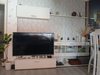 Mesa de comedor cristal y 6 sillas
