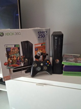 Xbox 360 Kinect 250GB + Juegos