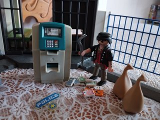 Set Playmobil Comisaría, Helicóptero, Furgón y mas