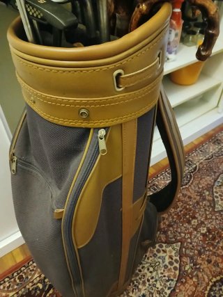 Bolsa de golf con palos