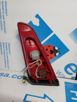 Piloto trasero izquierdo Peugeot 607
