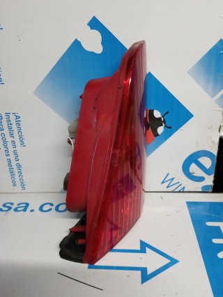 Piloto trasero izquierdo Peugeot 607