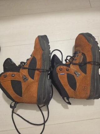 Botas de montaña Quechua Talla 41