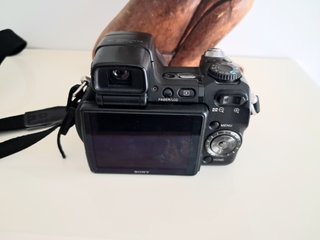 Sony Cyber-Shot DSC-H9