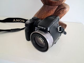 Sony Cyber-Shot DSC-H9