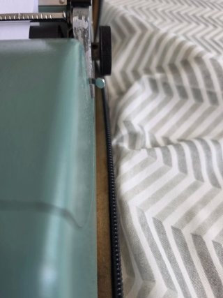 Máquina de escribir Olivetti Lettera 32