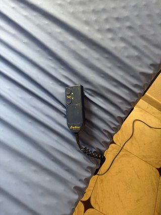 Cama articulada con colchón anti-escaras
