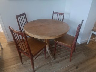 Mesa redonda extensible madera + 5 sillas