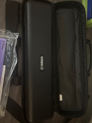 Flauta travesera Yamaha con funda