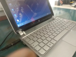 HP Mini Ordenador Portátil Rojo/Plateado
