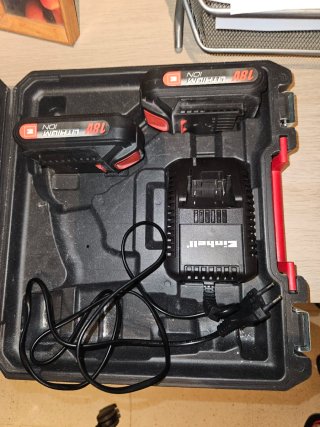 Baterías y Cargador Einhell 18V