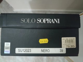 Scarpe ginnastica uomo nere.