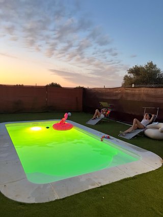 Alquiler parcela con piscina finde semana 380€