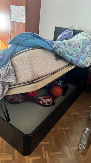 Cama individual con baúl de almacenamiento