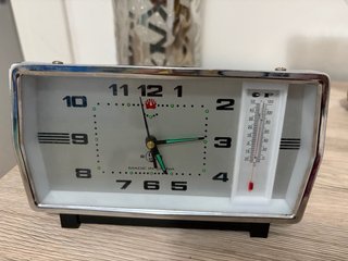Orologio da tavolo con termometro funzionante
