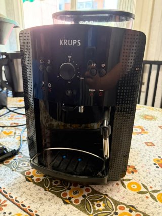 Cafetera Krups Negra