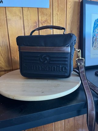 Estuche Samsonite Negro y Marrón