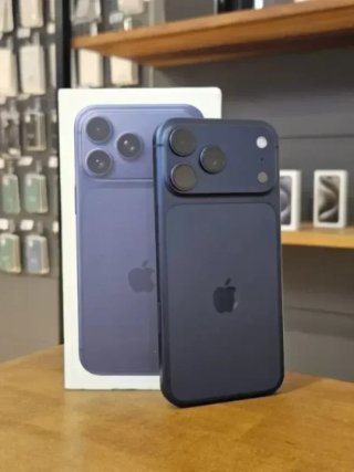 IPHONE 17 PRO MAX 256GB AZUL BATE 100% - 25 CICLOS