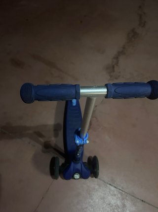 Patinete 3 Ruedas Azul Niño con luces