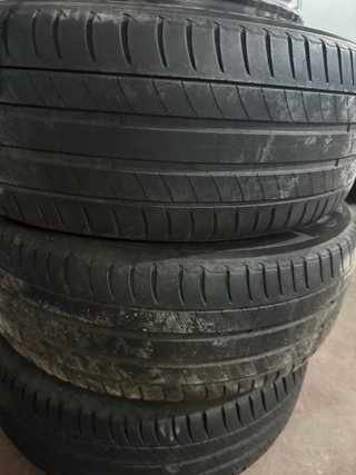 Llantas Peugeot 215/55/17 Completas