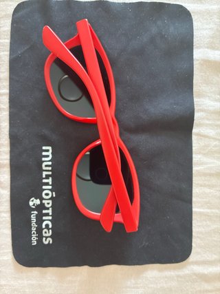 Gafas de sol niño Multiópticas rojas