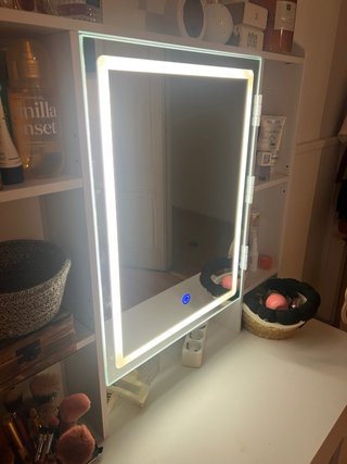Tocador Blanco con Luces LED y Cajonera