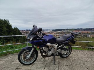 Yamaha FZ6