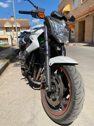 Yamaha XJ6 (Limitada A2)