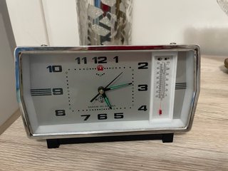 Orologio da tavolo con termometro