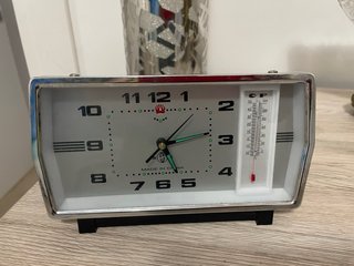 Orologio da tavolo con termometro