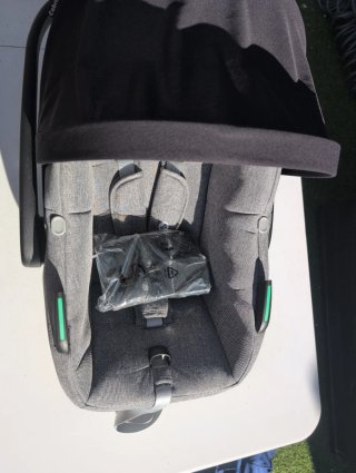 Maxi Cosi cuco coche + funda lavable + isofix