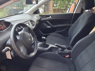 Peugeot 308 2016