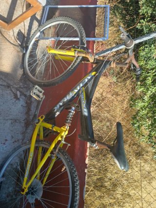 Bicicleta Montaña Amarilla - Para Reparar