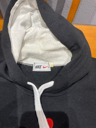 Sudadera Jordan Negra con Logo Jumpman Rojo