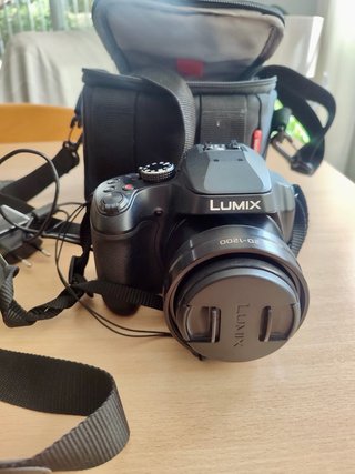 Panasonic Lumix FZ82 4K Zoom 60x - Como nueva