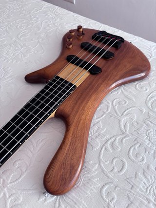 Bajo Jerzy Drozd Soul V - 5 cuerdas.