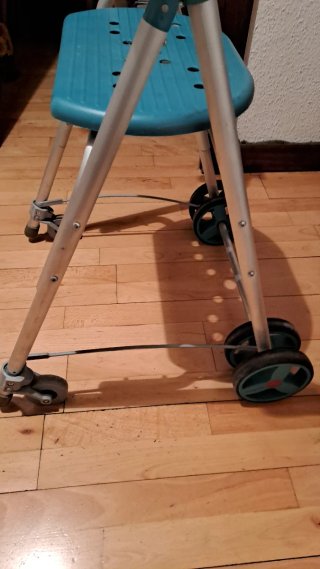 Andador para exterior con asiento