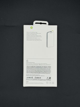Funda iPhone 15 Pro Silicona Nueva 12