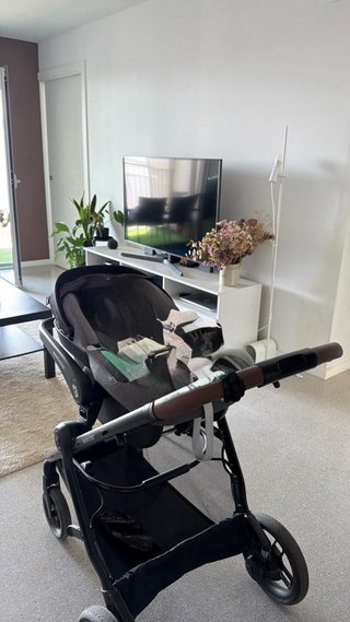 Maxi-Cosi Zelia S Trio + Cuna Lionelo