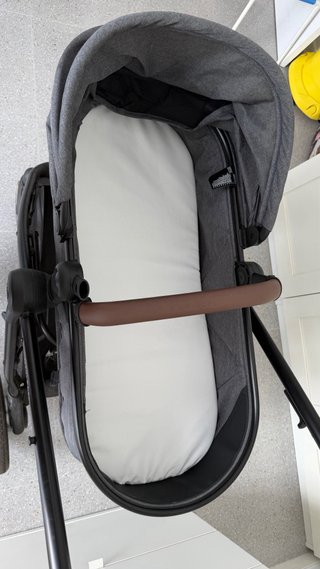 Maxi-Cosi Zelia S Trio + Cuna Lionelo