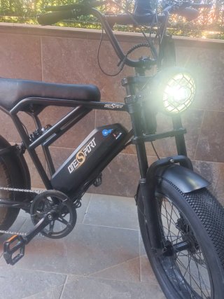 Bicicleta Eléctrica Fat Bike Negra