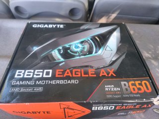 Gigabyte B650 EAGLE AX