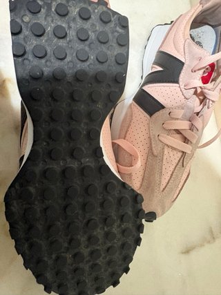 Zapatillas New Balance Rosa y Negro T40 modelo 327