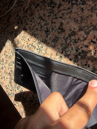 Cartera de hombre efecto piel cocodrilo