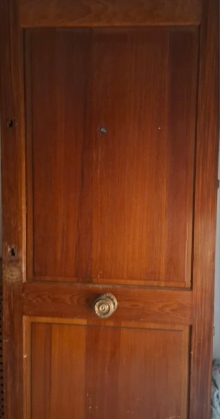 Puerta de calle madera